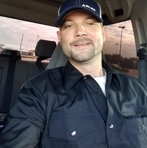 Meet your Posher, Bobby